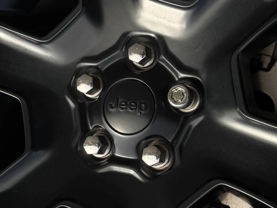 2020 Jeep JT Gladiator - Image 16 of 21