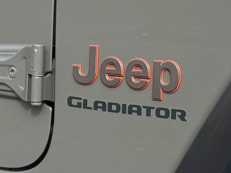 2020 Jeep JT Gladiator - Image 14 of 21