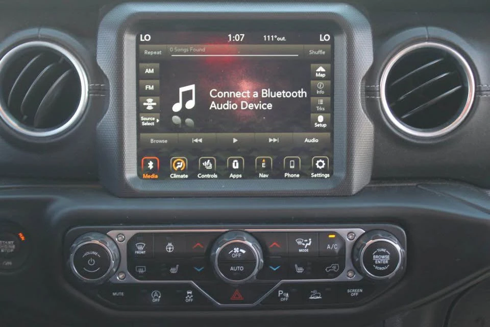 2020 Jeep JT Gladiator - Image 17 of 18