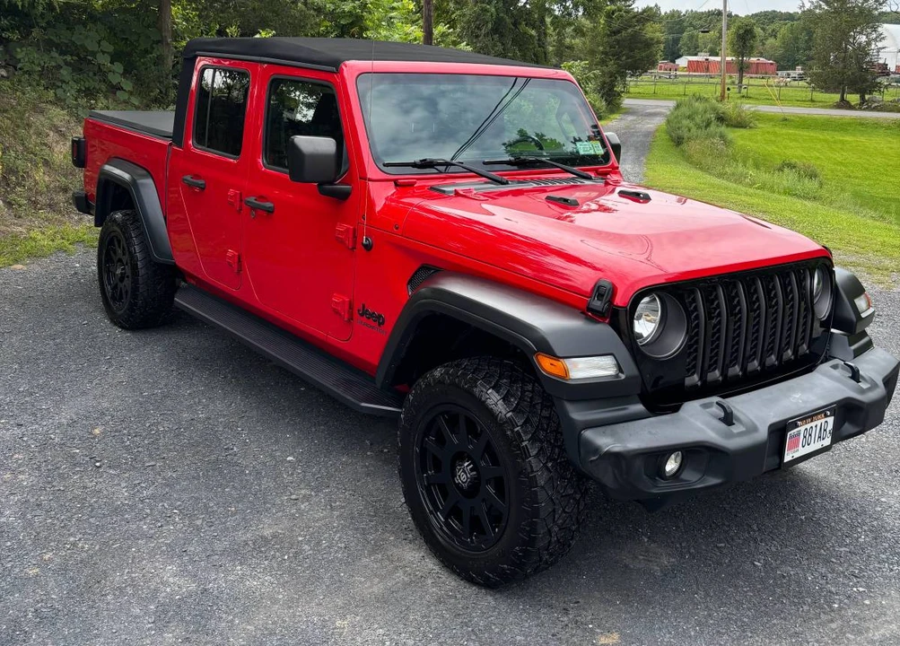 2020 Jeep JT Gladiator - Image 2 of 14
