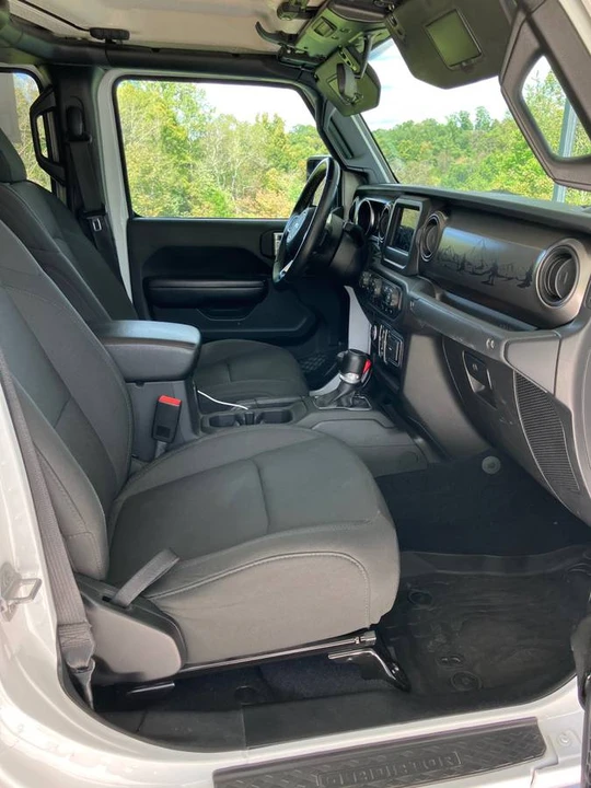 2020 Jeep JT Gladiator - Image 2 of 8