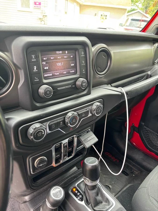 2020 Jeep JT Gladiator - Image 11 of 14