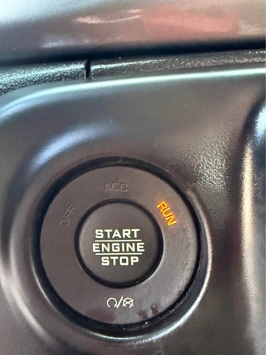 2020 Jeep JT Gladiator - Image 13 of 20