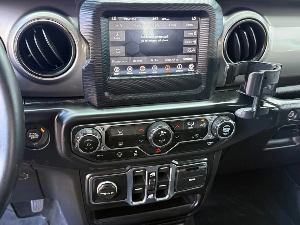 2020 Jeep JT Gladiator - Image 9 of 20