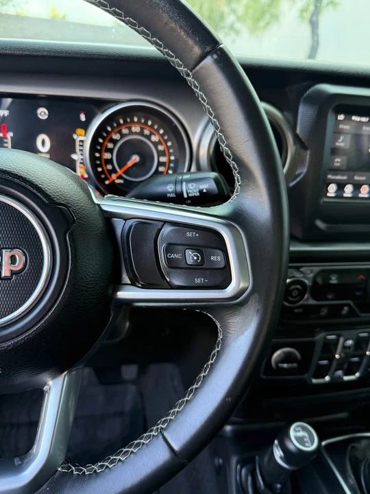 2020 Jeep JT Gladiator - Image 12 of 20
