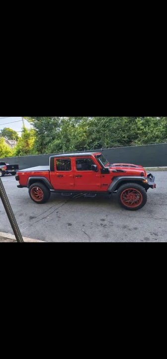 2020 Jeep JT Gladiator - Image 2 of 6