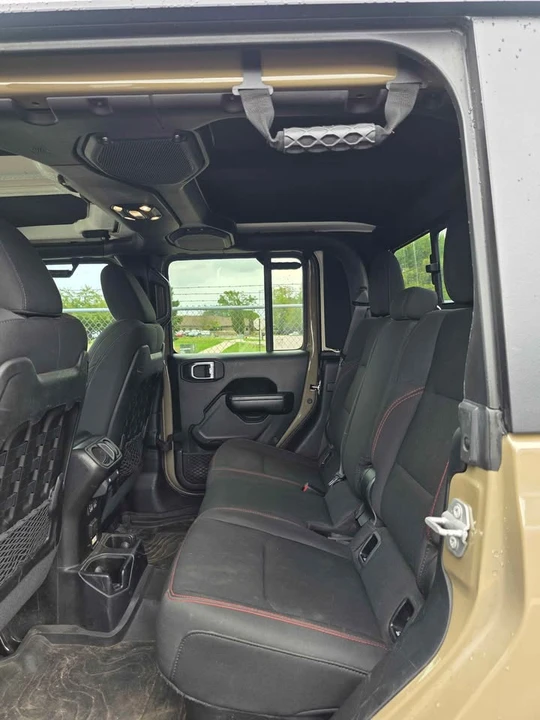 2020 Jeep JT Gladiator - Image 15 of 19