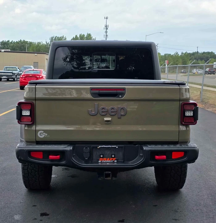 2020 Jeep JT Gladiator - Image 17 of 19