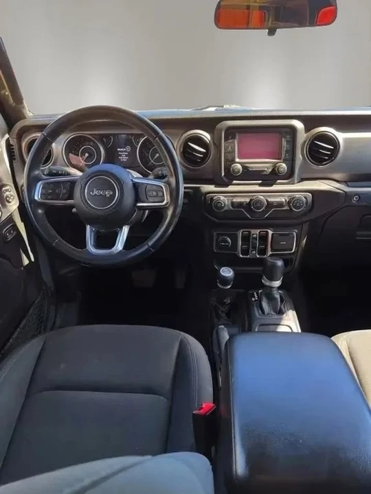2020 Jeep JT Gladiator - Image 14 of 20