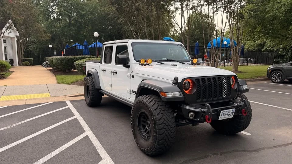2020 Jeep JT Gladiator - Image 9 of 9