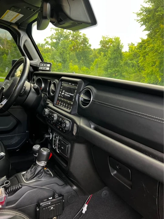 2020 Jeep JT Gladiator - Image 10 of 19