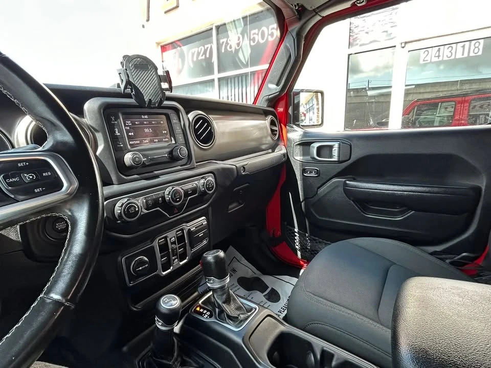 2020 Jeep JT Gladiator - Image 16 of 20