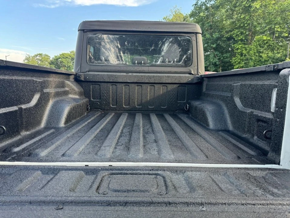 2020 Jeep JT Gladiator - Image 5 of 20