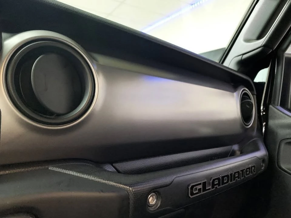 2020 Jeep JT Gladiator - Image 18 of 20