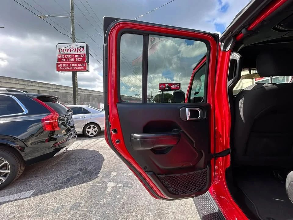 2020 Jeep JT Gladiator - Image 17 of 20