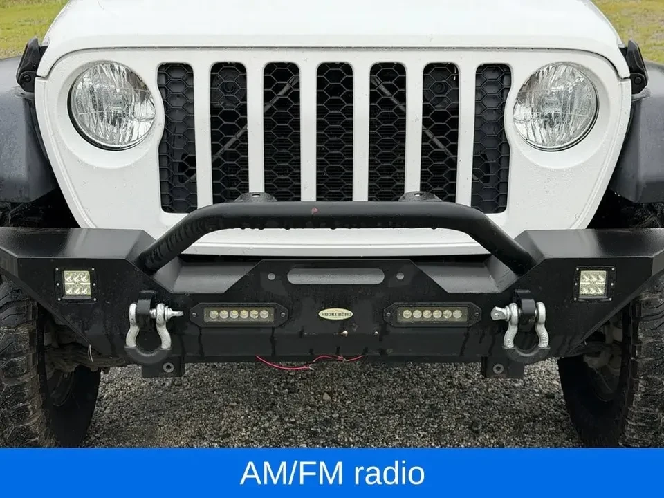 2020 Jeep JT Gladiator - Image 9 of 17