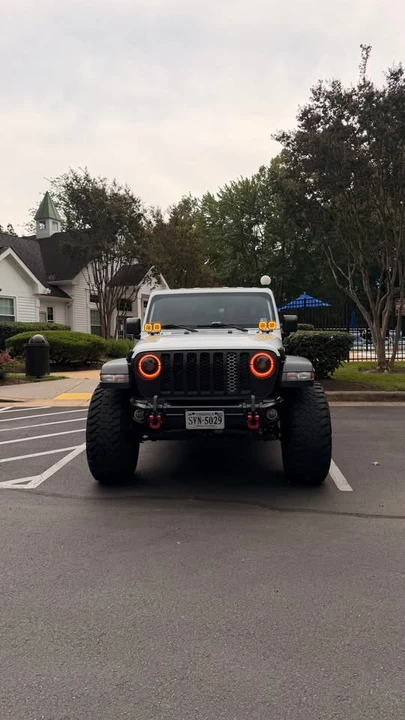 2020 Jeep JT Gladiator - Image 6 of 9