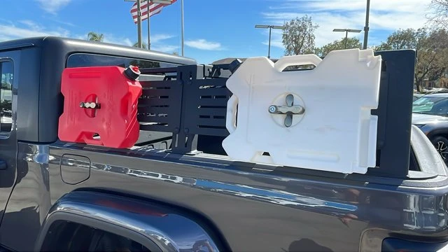2020 Jeep JT Gladiator - Image 2 of 17