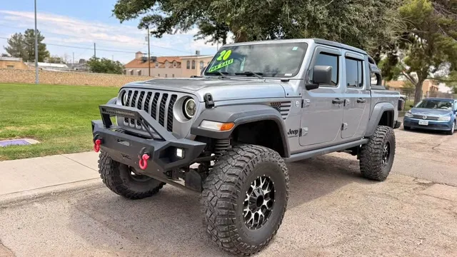 2020 Jeep Gladiator Sport