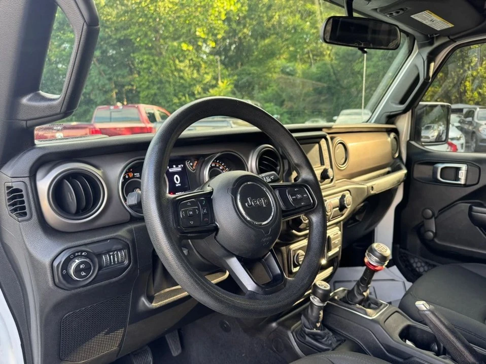 2020 Jeep JT Gladiator - Image 17 of 20