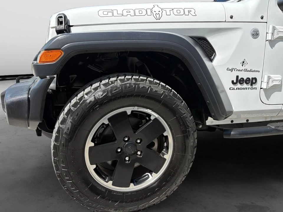 2020 Jeep JT Gladiator - Image 14 of 19