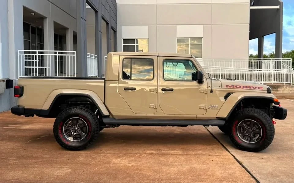 2020 Jeep JT Gladiator - Image 4 of 9