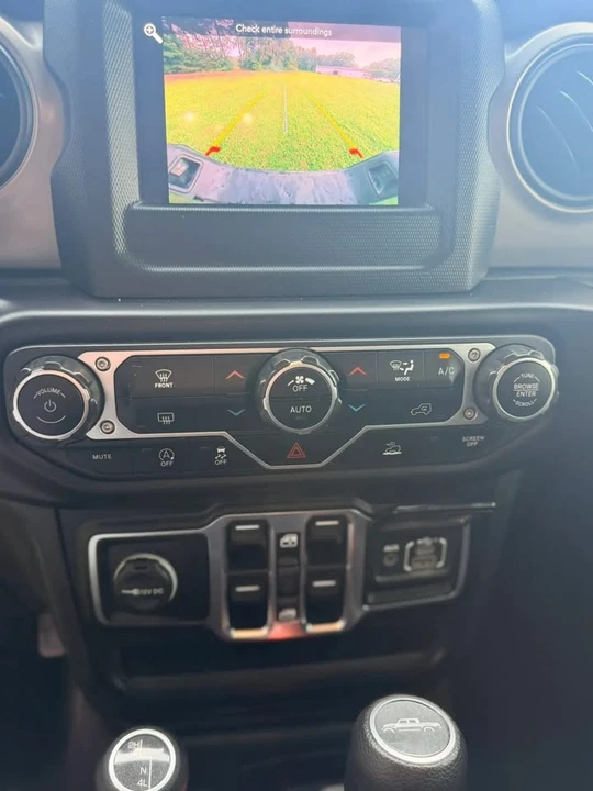 2020 Jeep JT Gladiator - Image 17 of 20