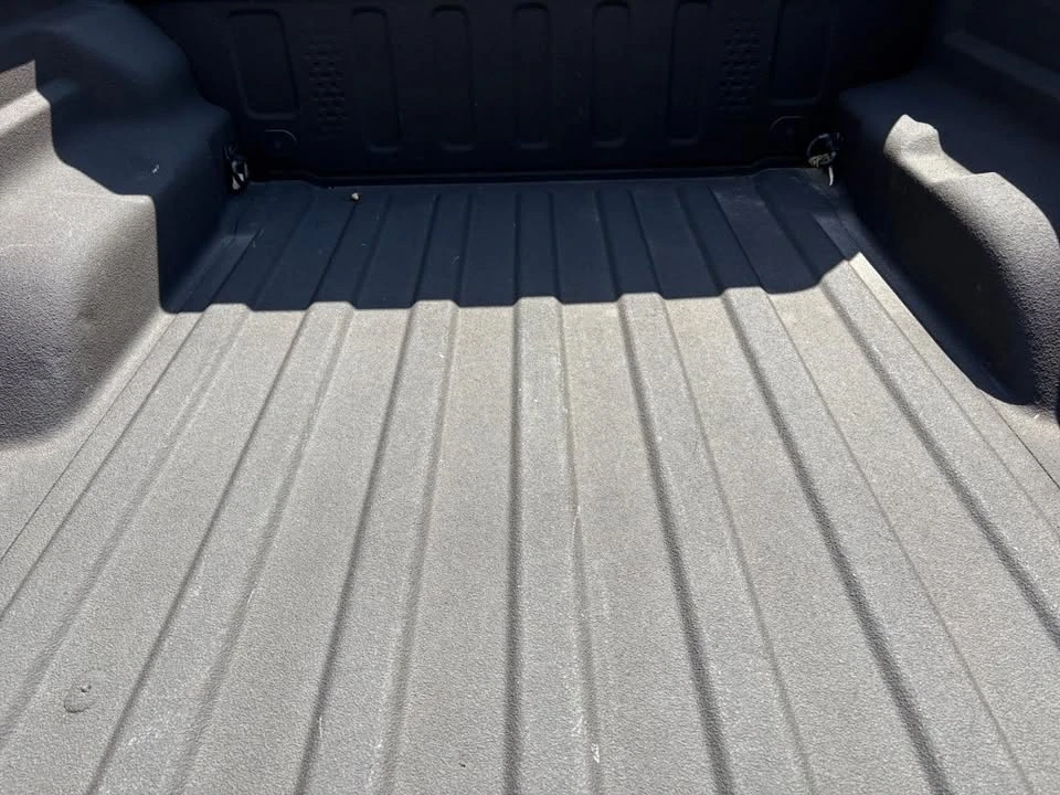 2020 Jeep JT Gladiator - Image 17 of 19