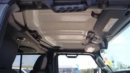 2020 Jeep JT Gladiator - Image 14 of 15