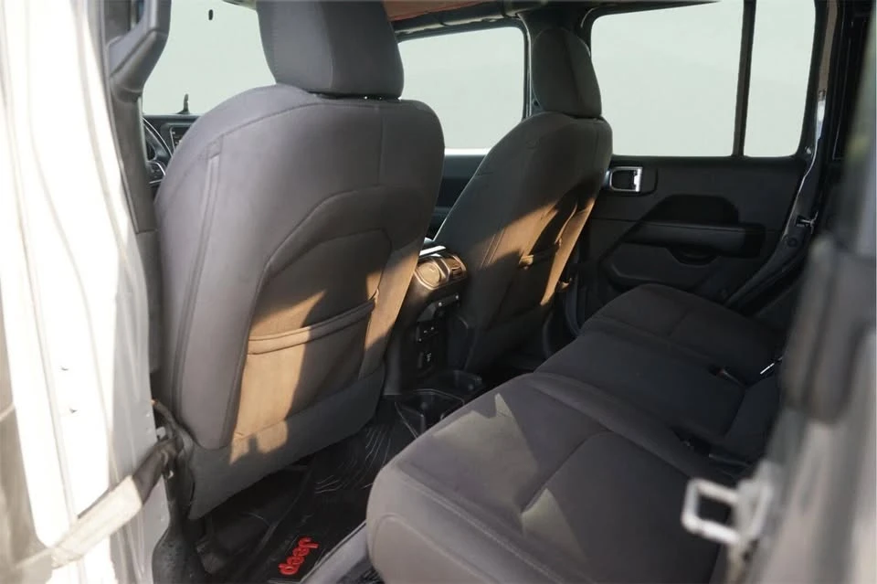 2020 Jeep JT Gladiator - Image 9 of 18
