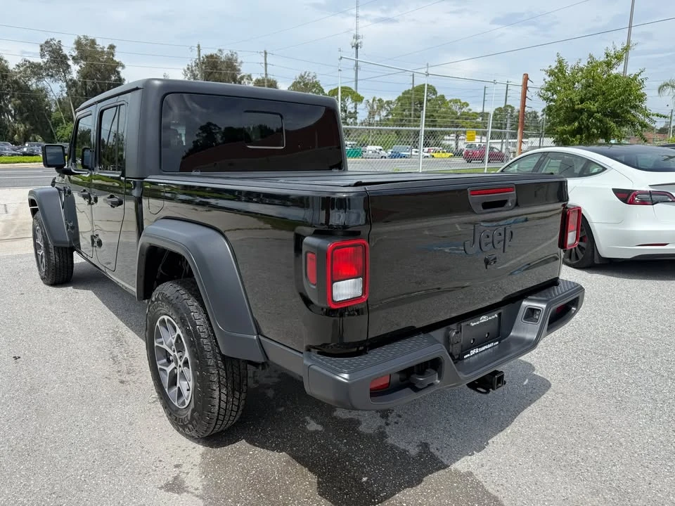 2020 Jeep JT Gladiator - Image 5 of 13