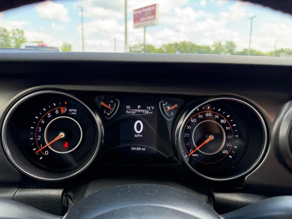 2020 Jeep JT Gladiator - Image 17 of 20