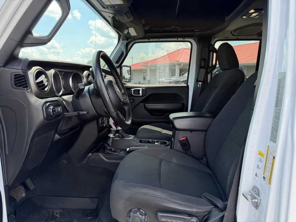 2020 Jeep JT Gladiator - Image 2 of 20