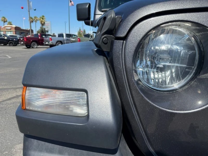 2020 Jeep JT Gladiator - Image 6 of 16
