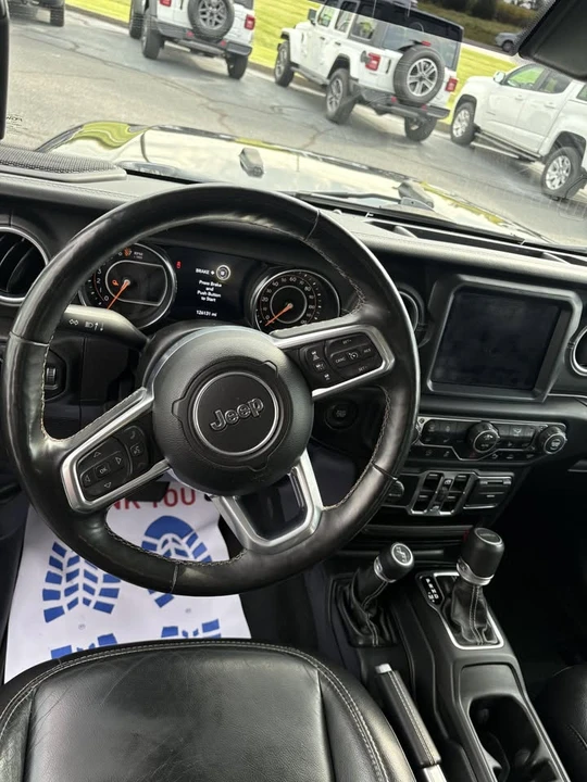 2020 Jeep JT Gladiator - Image 2 of 5