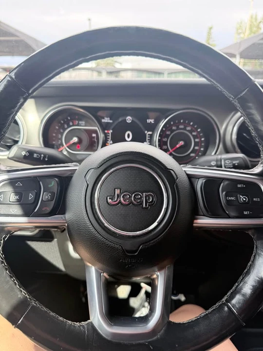 2020 Jeep JT Gladiator - Image 11 of 14