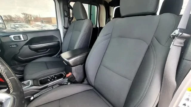 2020 Jeep JT Gladiator - Image 13 of 20
