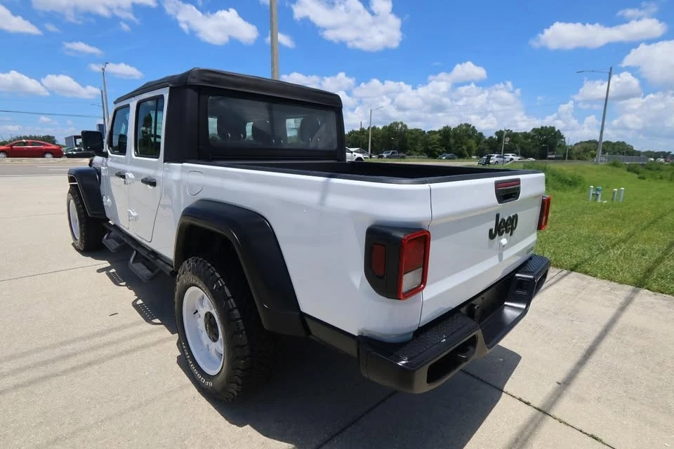 2020 Jeep JT Gladiator - Image 5 of 19