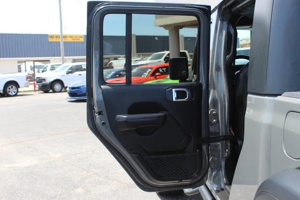 2020 Jeep JT Gladiator - Image 15 of 20