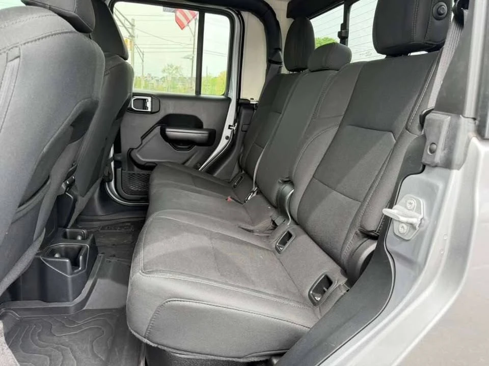 2020 Jeep JT Gladiator - Image 16 of 19