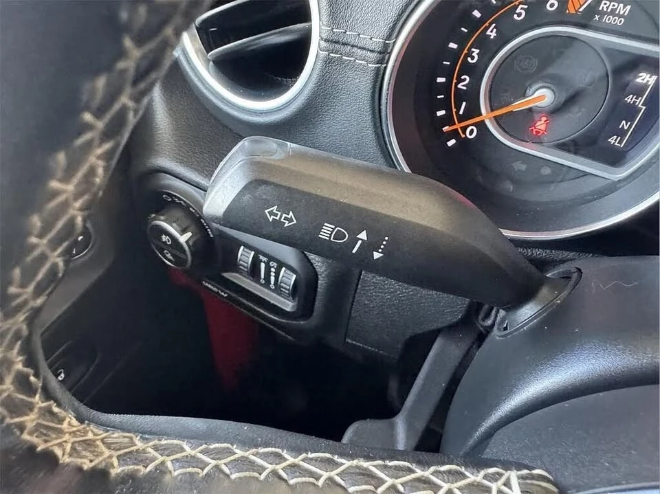 2020 Jeep JT Gladiator - Image 15 of 20