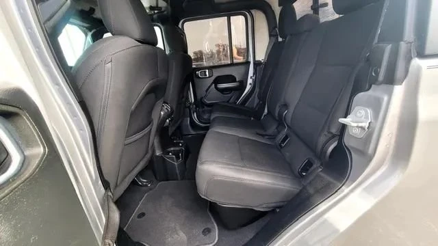 2020 Jeep JT Gladiator - Image 12 of 20