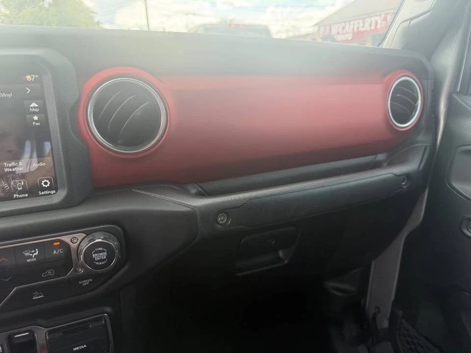 2020 Jeep JT Gladiator - Image 17 of 20