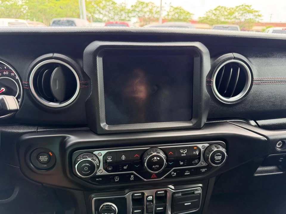 2020 Jeep JT Gladiator - Image 13 of 20