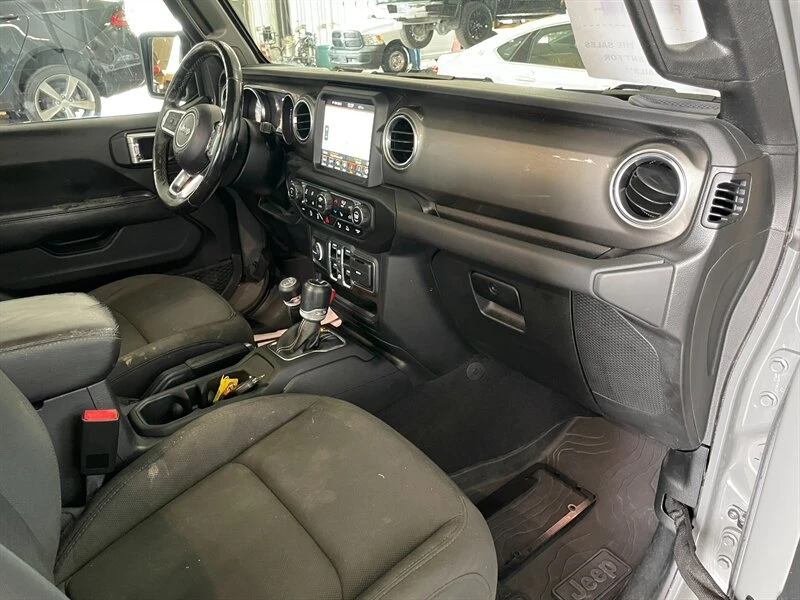 2020 Jeep JT Gladiator - Image 18 of 20