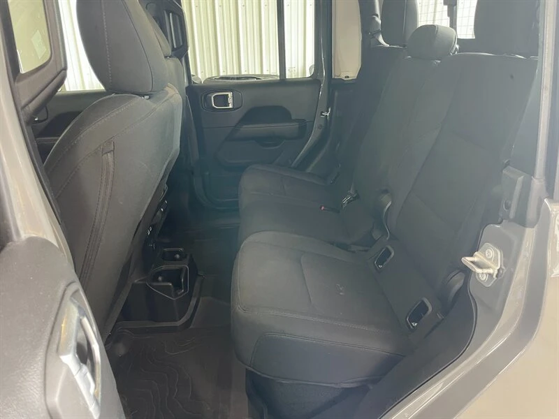2020 Jeep JT Gladiator - Image 15 of 20