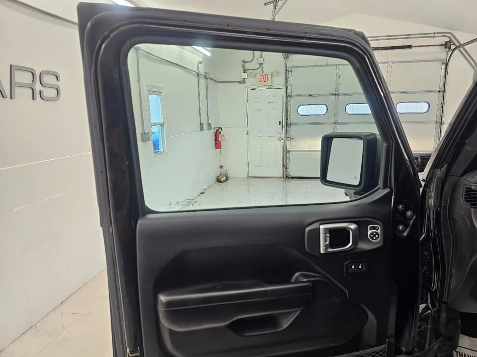 2020 Jeep JT Gladiator - Image 9 of 20