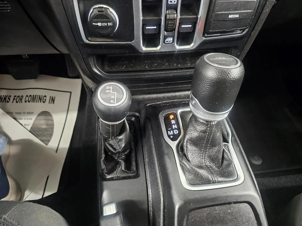 2020 Jeep JT Gladiator - Image 16 of 20