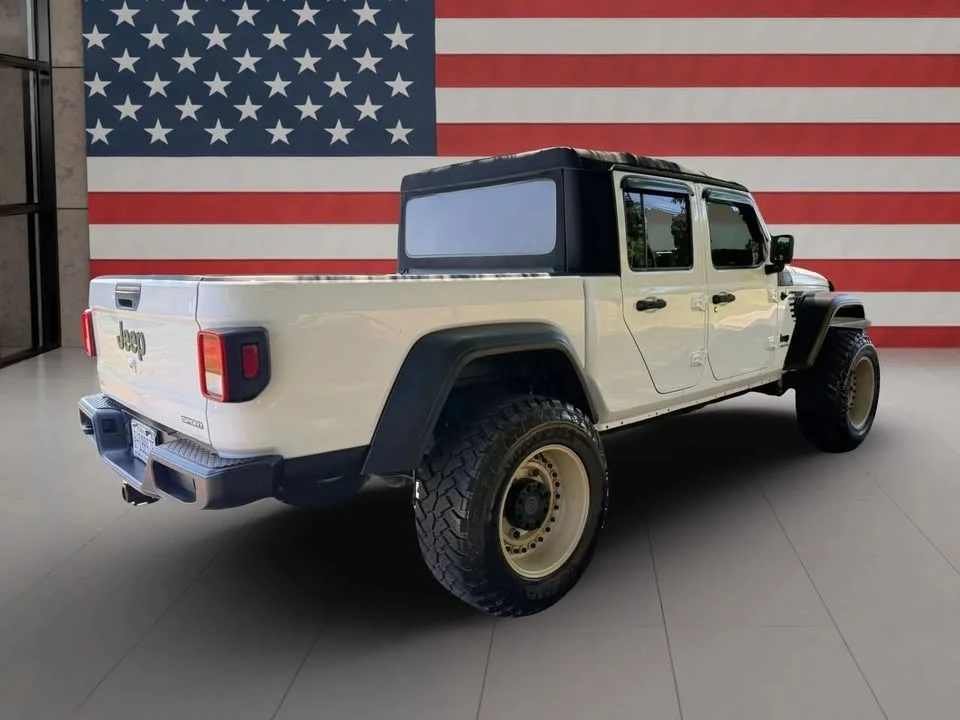 2020 Jeep JT Gladiator - Image 12 of 17