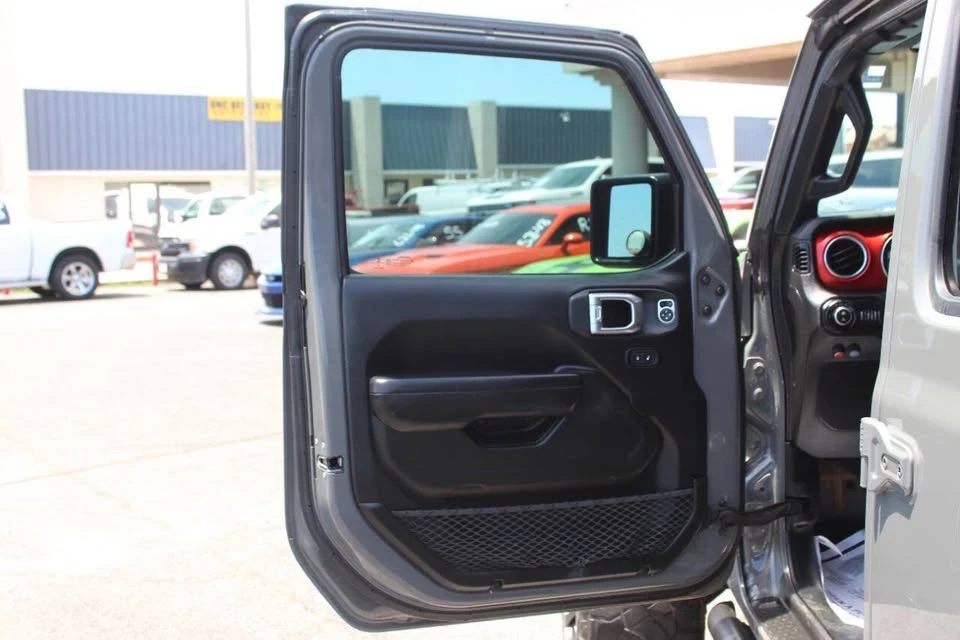 2020 Jeep JT Gladiator - Image 17 of 20
